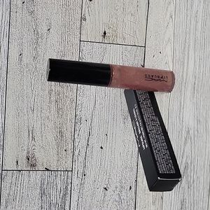 New MAC LipGlass Shade: Pink Clash